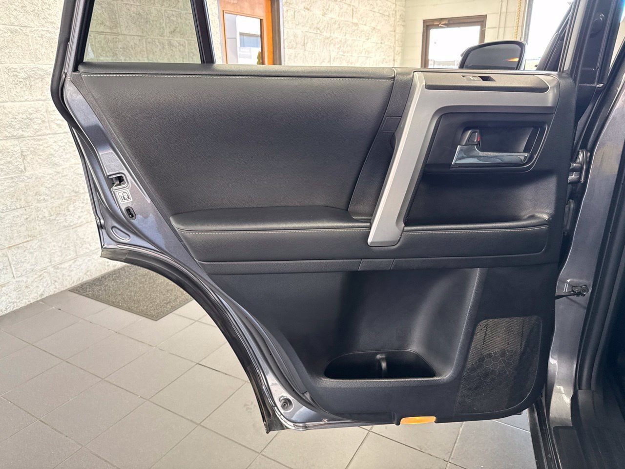 Used 2023 Toyota 4Runner SR5 Premium w/ Moonroof Package AWD/4WD image 42