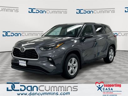 Used 2023 Toyota Highlander LE