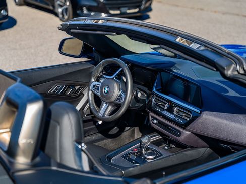 Used 2020 BMW Z4 M40i image 32