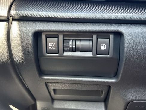 New 2026 Subaru Crosstrek 2.5i Limited AWD/4WD image 25