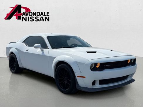 Used 2019 Dodge Challenger SXT w/ Blacktop Package RWD image 9