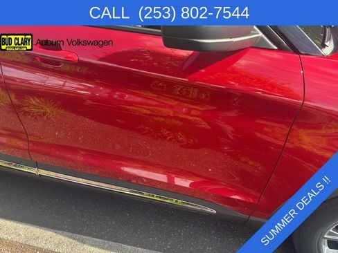 Used 2020 Ford Explorer XLT w/ Equipment Group 202A AWD/4WD image 18