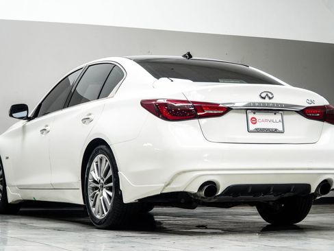 Used 2018 INFINITI Q50 Luxe w/ Essential Package (3.0T Luxe) RWD image 11
