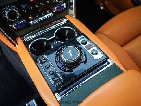 Used 2020 Rolls-Royce Cullinan AWD/4WD image 33