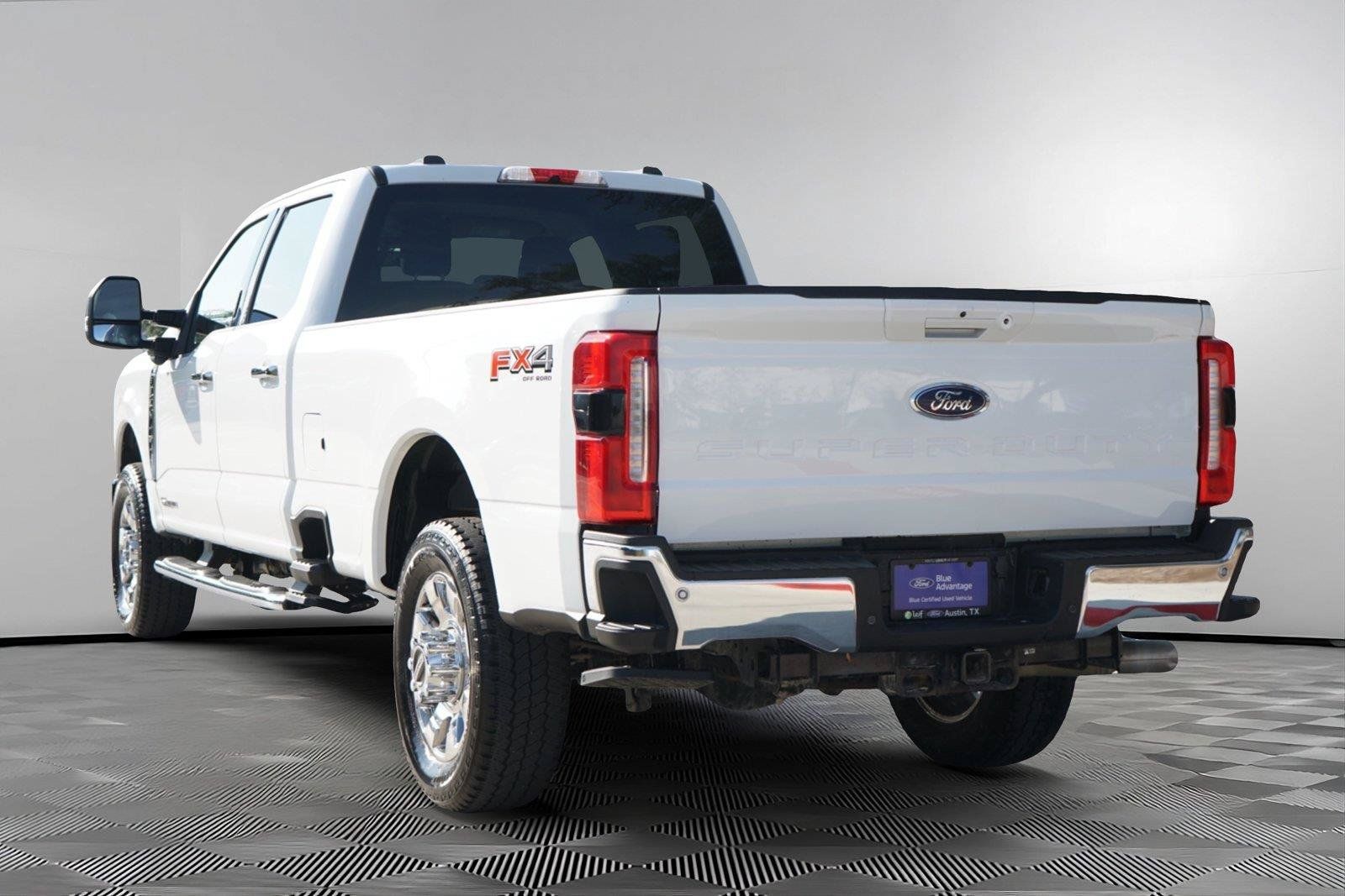 Used 2026 Ford F350 XLT w/ XLT Premium Package AWD/4WD image 6