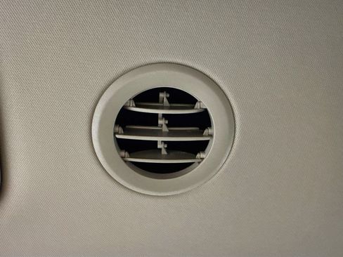 Used 2024 Kia Carnival SX Prestige FWD image 32