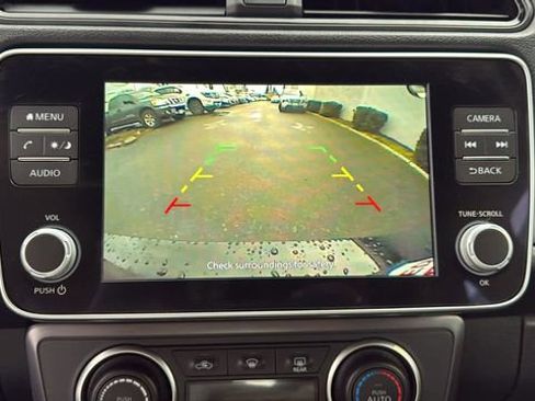 Certified 2022 Nissan Leaf S image 20