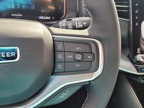 New 2026 Jeep Grand Wagoneer Limited image 21