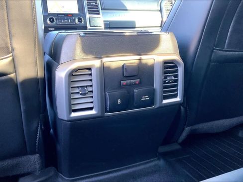 Used 2017 Ford F250 Platinum w/ Platinum Ultimate Package image 35