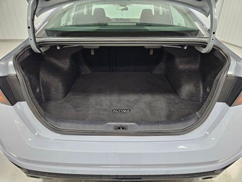 Used 2024 Nissan Altima 2.5 SR image 15
