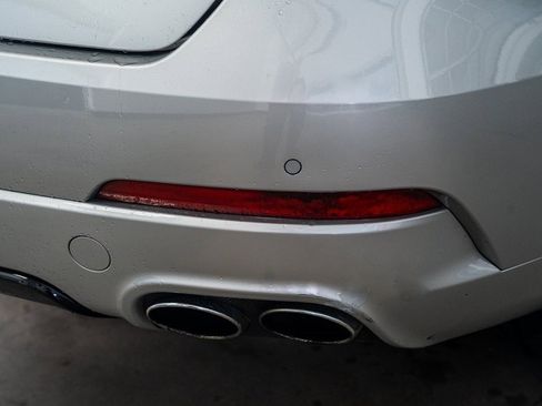 Used 2018 Maserati Levante S GranSport image 33