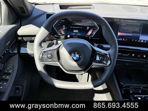 Certified 2025 BMW 530i xDrive image 16