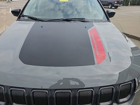 Used 2022 Jeep Compass Trailhawk w/ Trailhawk Convenience Group image 6