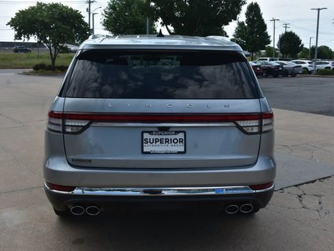 Used 2023 Lincoln Aviator Reserve w/ Equipment Group 201A AWD/4WD image 6
