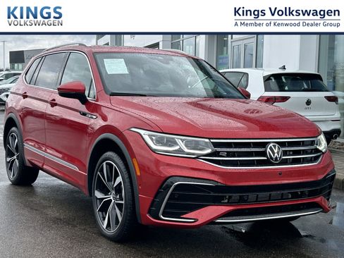Certified 2024 Volkswagen Tiguan SEL R-Line image 1
