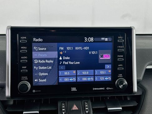 Used 2020 Toyota RAV4 Limited FWD image 19