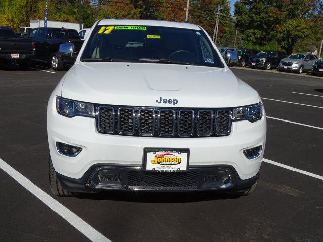 Used 2017 Jeep Grand Cherokee Limited AWD/4WD image 28