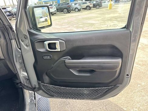 Used 2020 Jeep Wrangler Unlimited Sport image 33