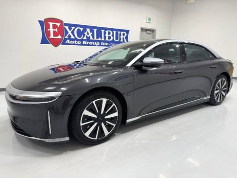 Used 2022 Lucid Air Grand Touring image 3