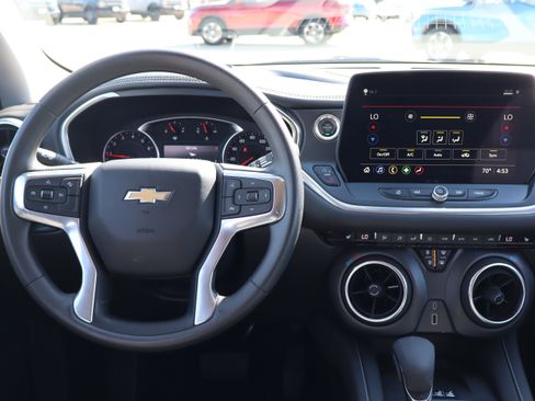 Used 2024 Chevrolet Blazer LT w/ Convenience Package FWD image 13