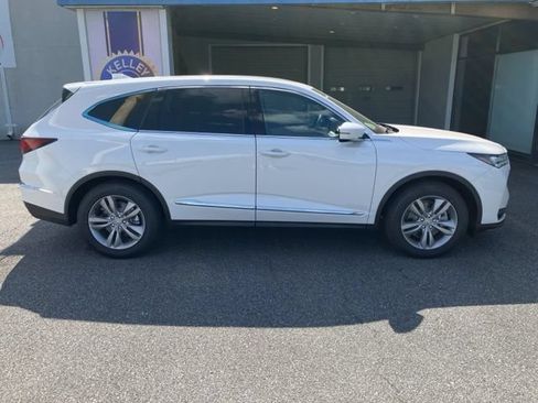 New 2026 Acura MDX SH-AWD image 9
