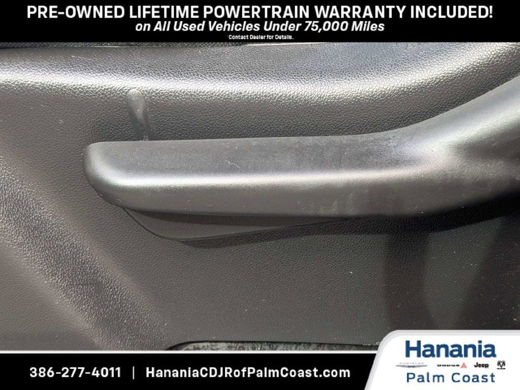 Used 2021 Chevrolet Silverado 1500 Custom RWD image 19