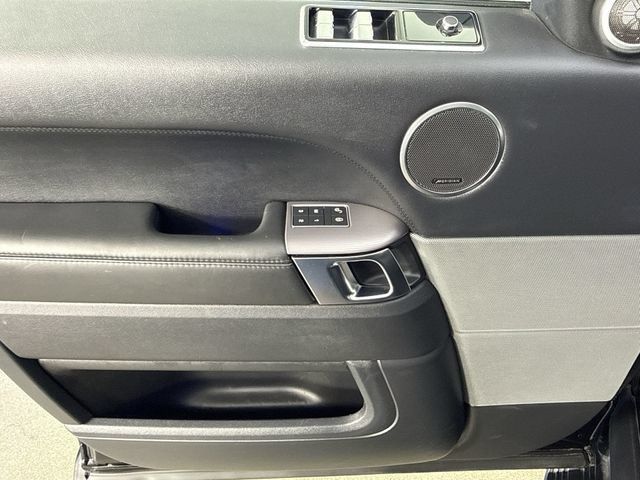 Used 2018 Land Rover Range Rover Sport HSE AWD/4WD image 20