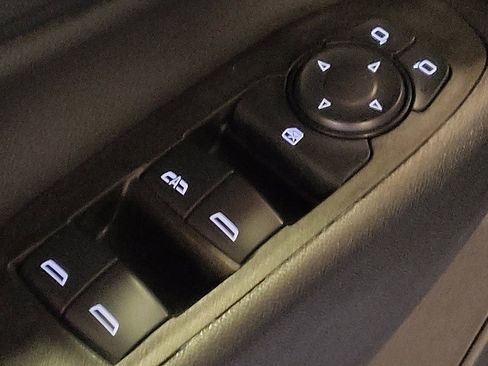 Used 2024 Chevrolet Equinox LT image 27