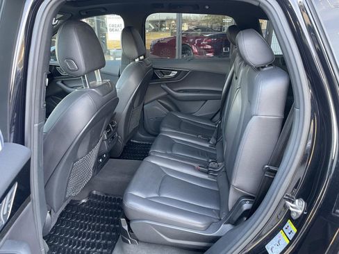 Used 2018 Audi Q7 3.0T Premium Plus image 17