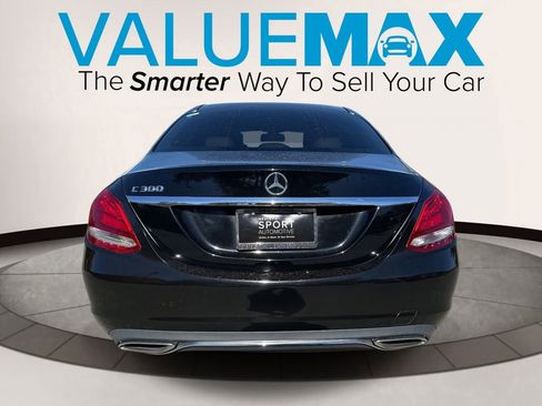 Used 2018 Mercedes-Benz C 300 Sedan image 4