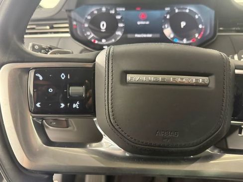 Used 2023 Land Rover Range Rover SE image 18