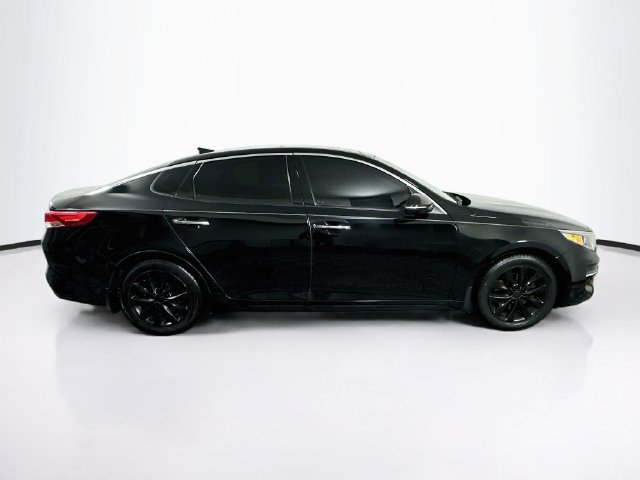 Used 2018 Kia Optima EX w/ Premium Package FWD image 10
