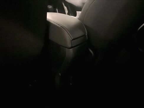 Used 2023 Jeep Renegade Latitude image 28