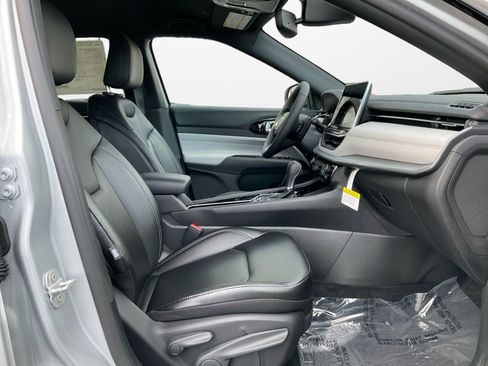 New 2026 Jeep Compass Limited AWD/4WD image 15