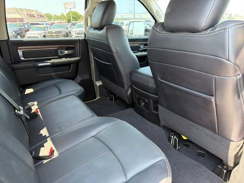 Used 2017 RAM 1500 Laramie w/ Convenience Group AWD/4WD image 27