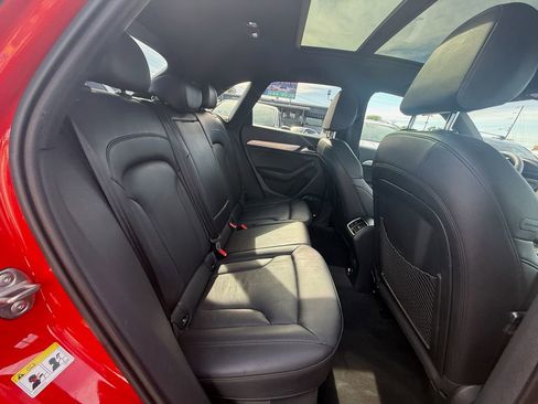 Used 2018 Audi Q3 2.0T Premium Plus w/ Premium Plus Package AWD/4WD image 21