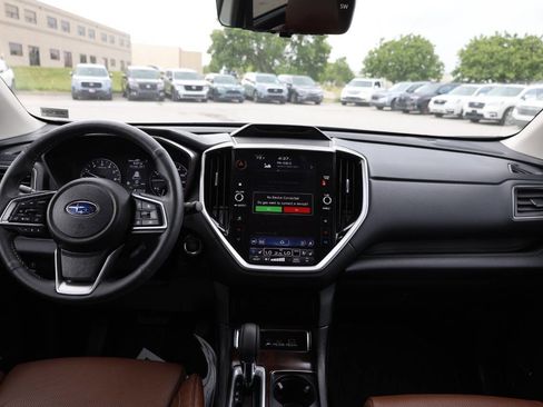 Used 2024 Subaru Ascent Touring AWD/4WD image 14