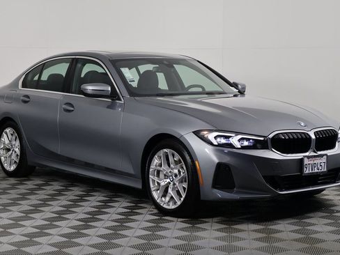 Used 2025 BMW 330i Sedan w/ Convenience Package image 3