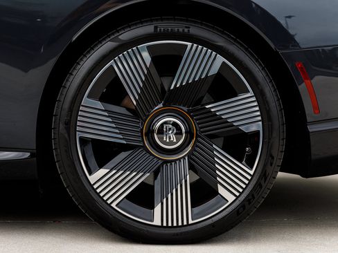 Certified 2024 Rolls-Royce Spectre w/ Spectre Launch Package image 19