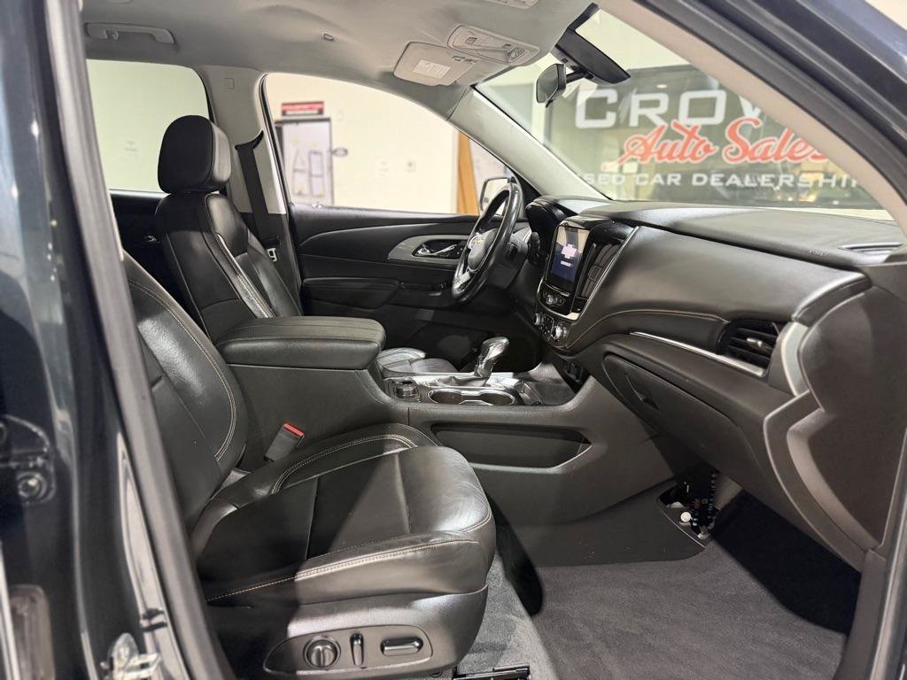 Used 2021 Chevrolet Traverse LT AWD/4WD image 14