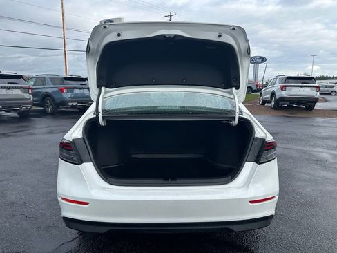 Used 2024 Honda Accord LX image 5