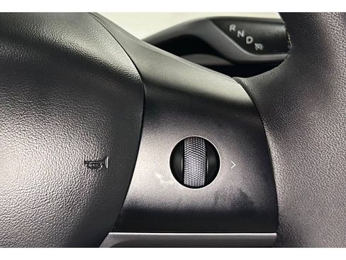 Used 2023 Tesla Model Y Long Range image 28