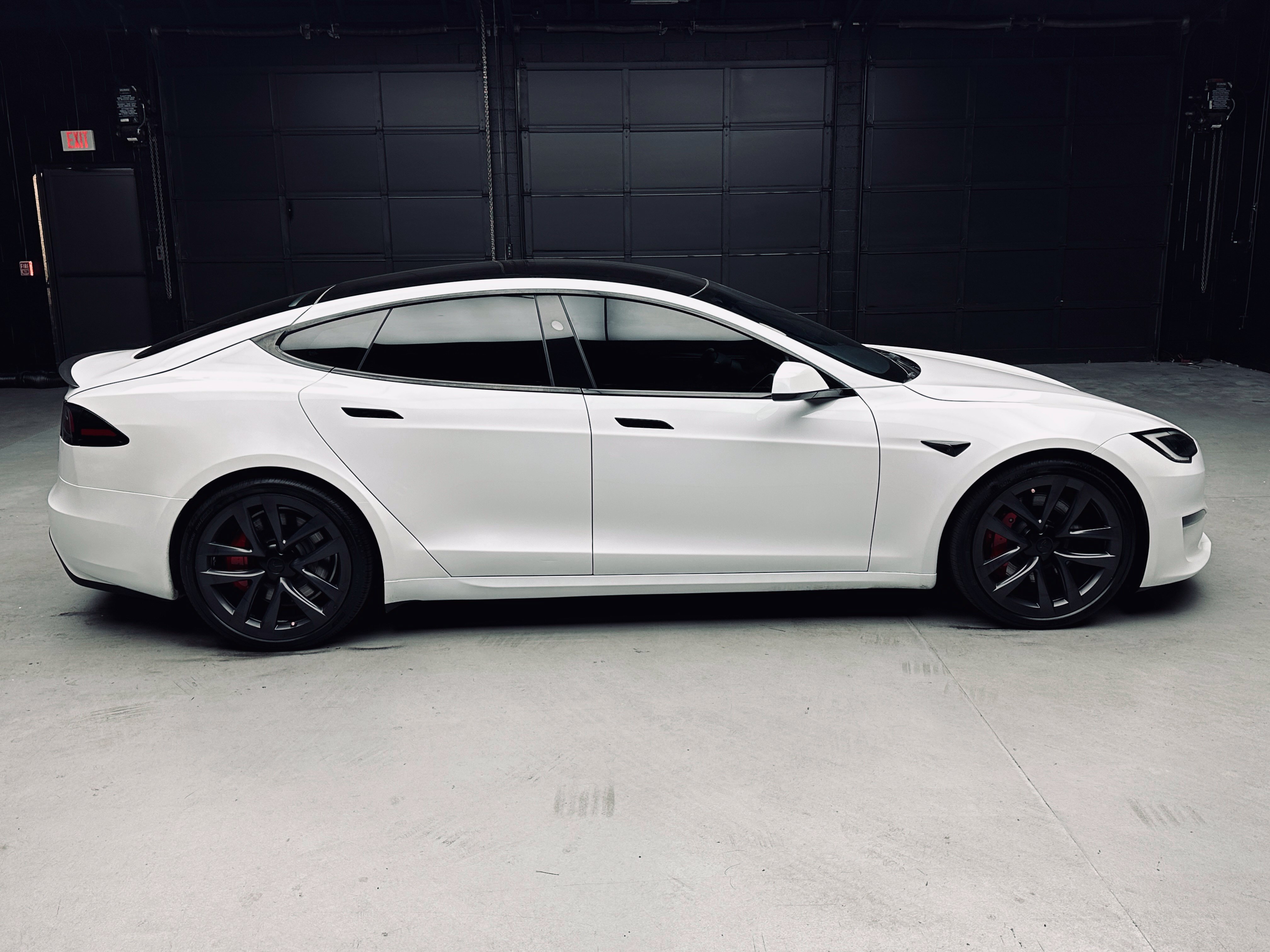 Used 2023 Tesla Model S Plaid AWD/4WD image 7