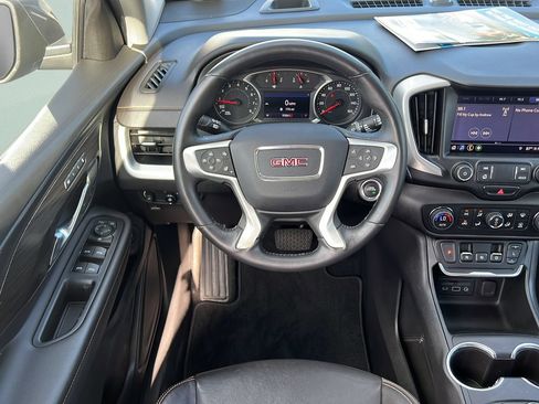 Used 2020 GMC Terrain SLT w/ Preferred Package FWD image 11
