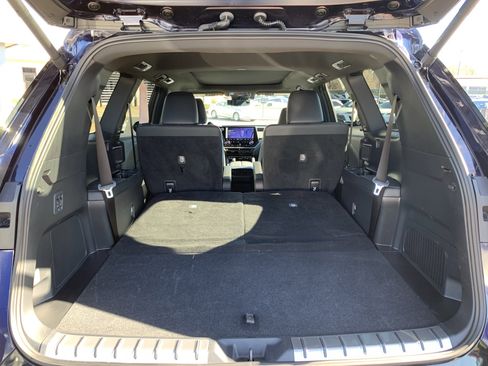 Used 2025 Lexus TX 500h AWD image 34