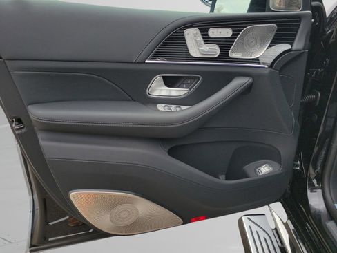 New 2026 Mercedes-Benz Maybach GLS 600 4MATIC image 30