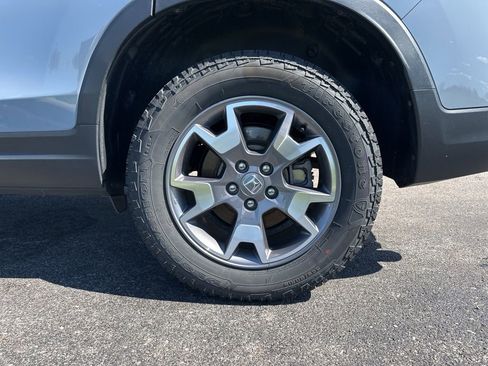 Used 2023 Honda Passport TrailSport image 7