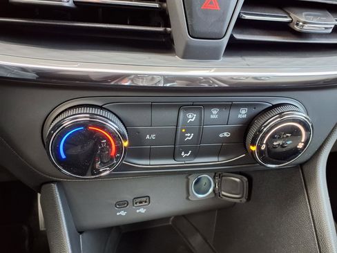 New 2026 Buick Encore GX Preferred FWD image 5