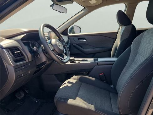 Used 2023 Nissan Rogue SV image 20