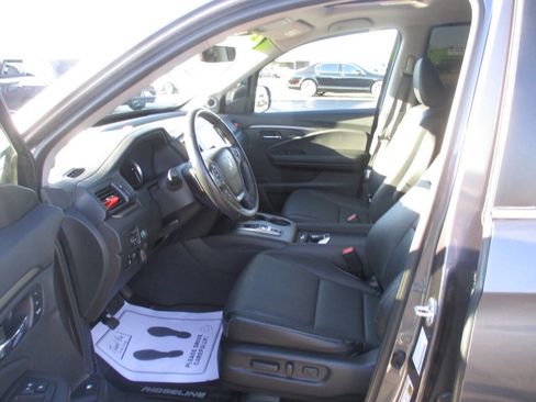 Used 2023 Honda Ridgeline RTL image 6